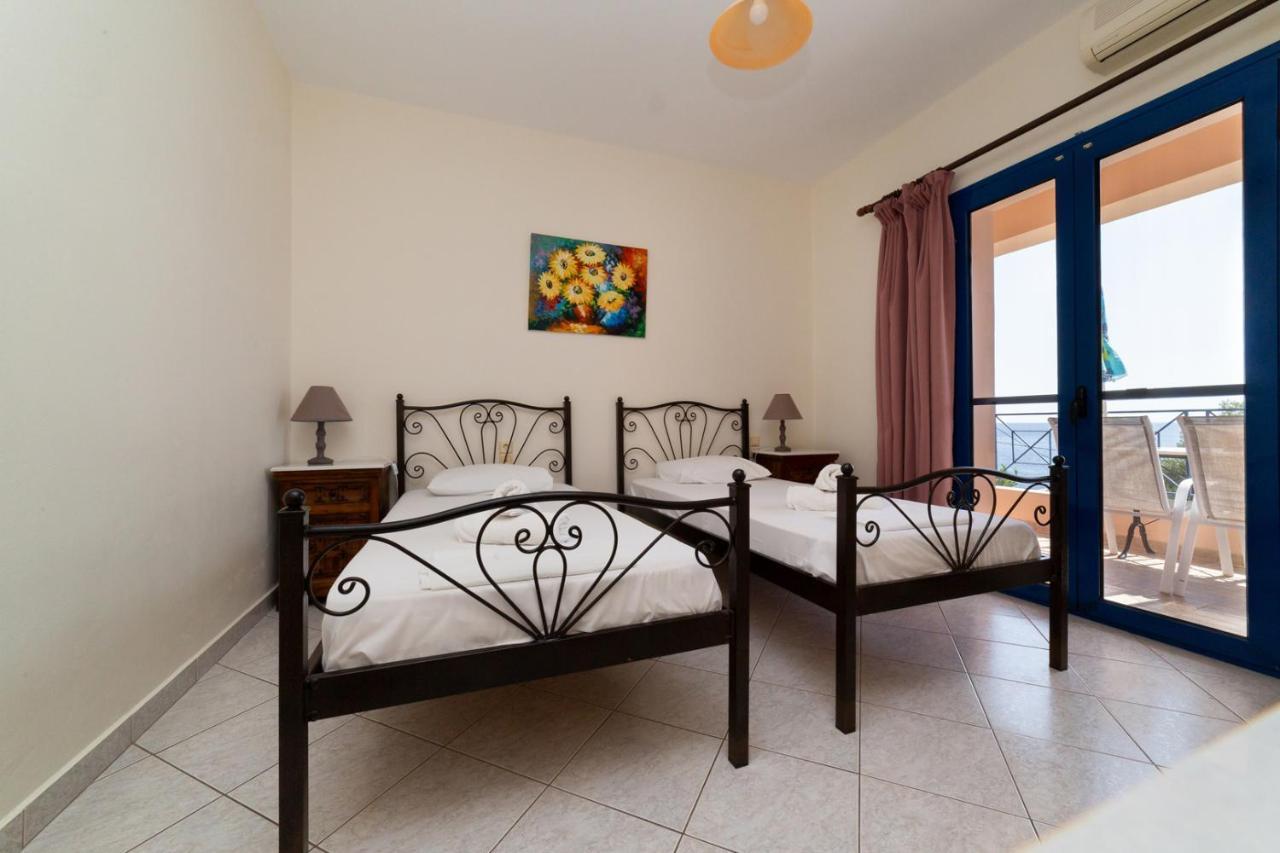 Natassa Apartments Agia Efimia Ngoại thất bức ảnh