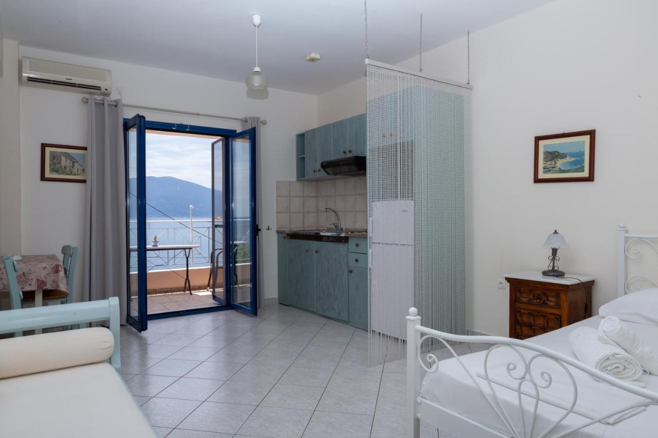 Natassa Apartments Agia Efimia Ngoại thất bức ảnh